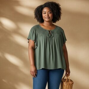 PENNIGTONS plus size  Forest Green Short Sleeve Smocked Yoke Blouse size 1X